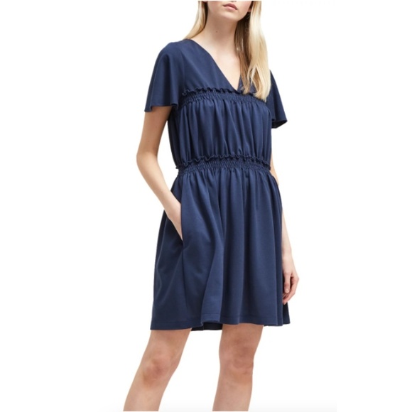 NWT French Connection Aldyth Smocked Jersey Navy Mini Dress Sz. 0 - Picture 1 of 8